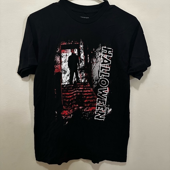 Halloween t-shirt in Medium - Picture 1 of 4